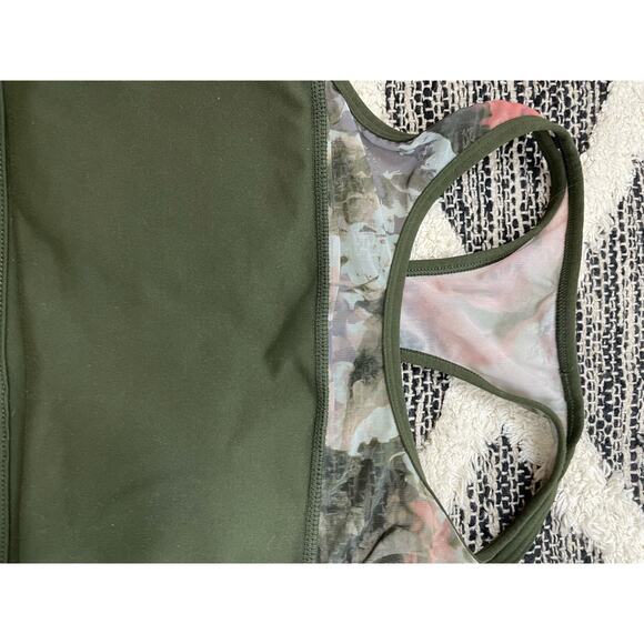 FABLETICS Women's Size Small Marcia Sports Bra Olive Green Mesh Leaf Print - Picture 3 of 5
